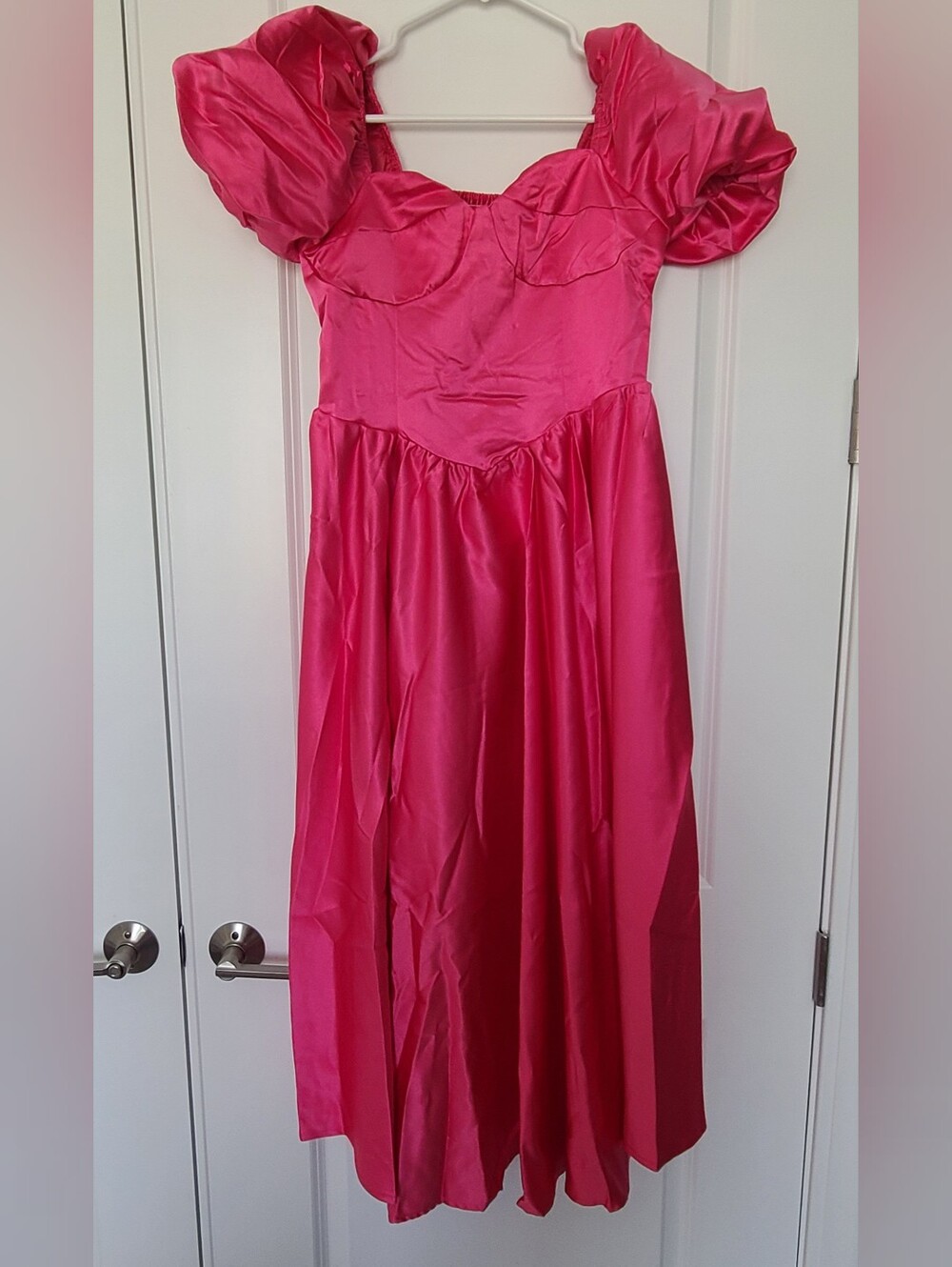 Hot Pink Puff-Sleeve Party Dress